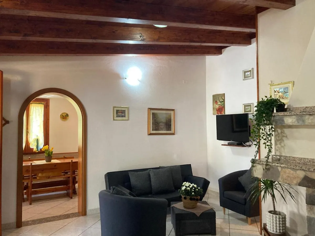 Villa Lidia Per Una Vacanza Di Relax Solanas